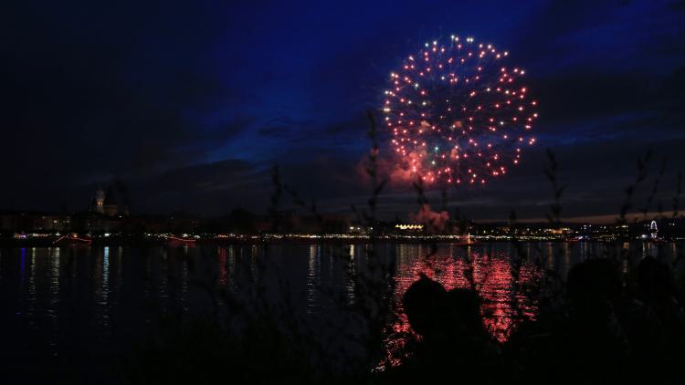 MRG-Grill zum Feuerwerk der Mainzer Johannisnacht 2017